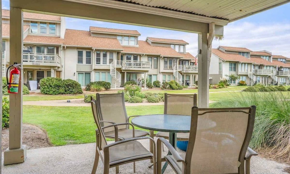 Saint Helena Island Condo | 115 Capt John Fripp Villa