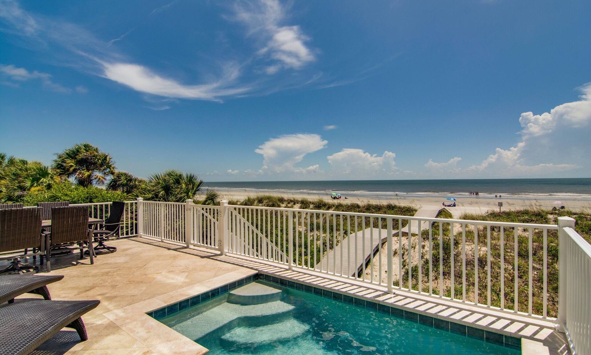 Palmetto Dunes House | 19 Singleton Beach, Oceanfront, Private Pool, Elevator, Free Golf