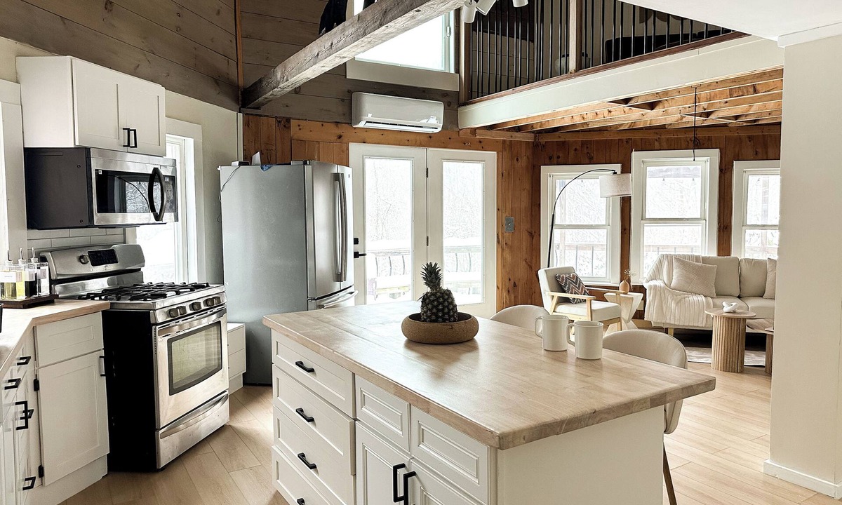 Goshen Cabin | 27 Acre Scandinavian-Inspired Hideaway Near Lake Sunapee