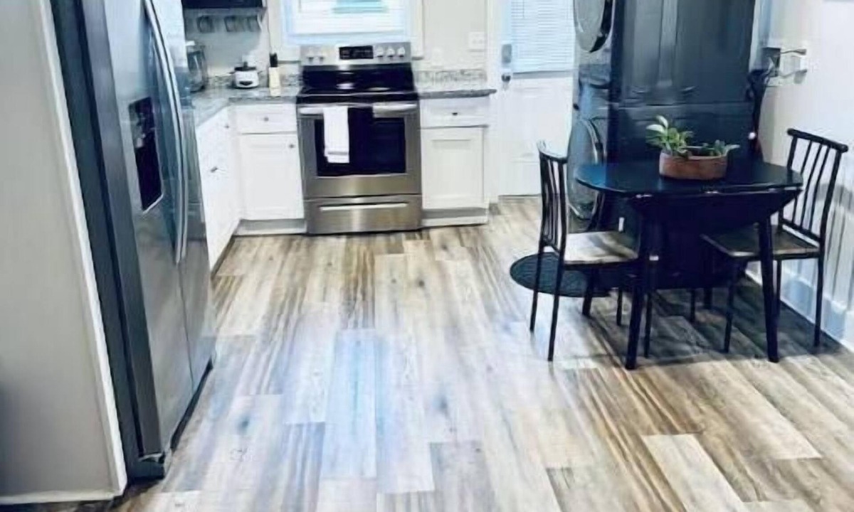 Greenville Apartment | 2BR Swamp Rabbit Getaway
