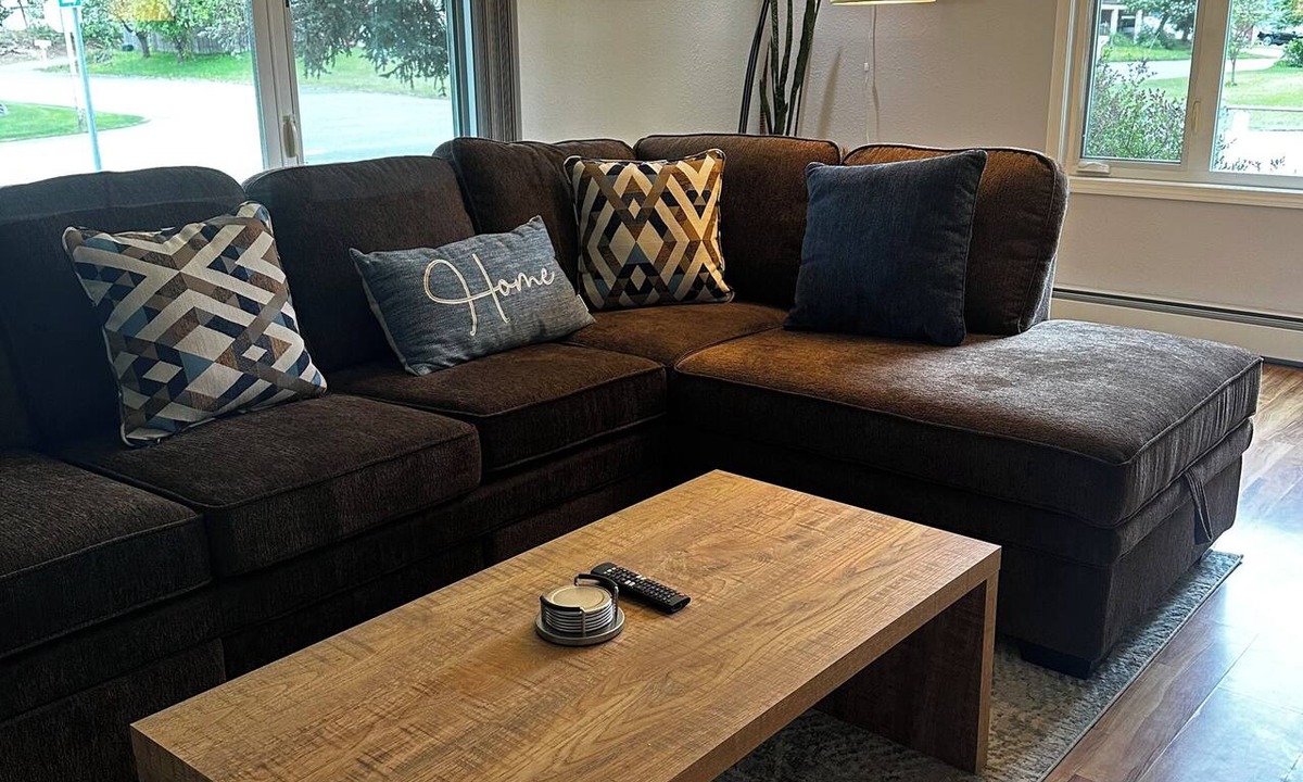 University Area House | 3 Bedroom-Queen Beds-UMed-Stunning Mountain Views-Trails to lakes