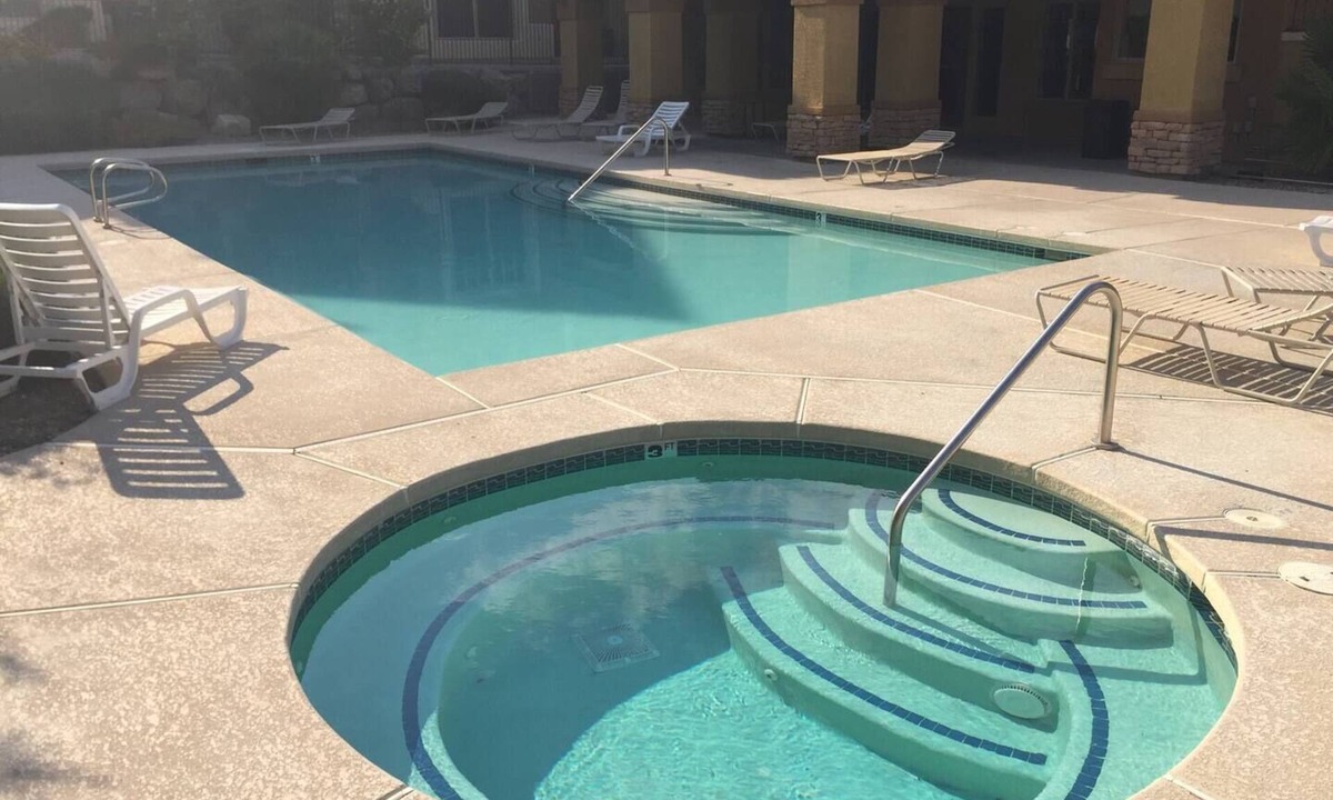 Green Valley North House | 3-bedroom townhome in lovely Henderson, 10 min from Downtown Las Vegas