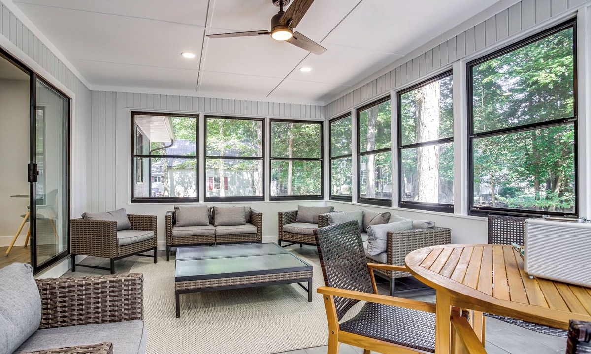Ocean View Cottage | < 3 Mi to Bethany Beach! Wooded Retreat w/Yard