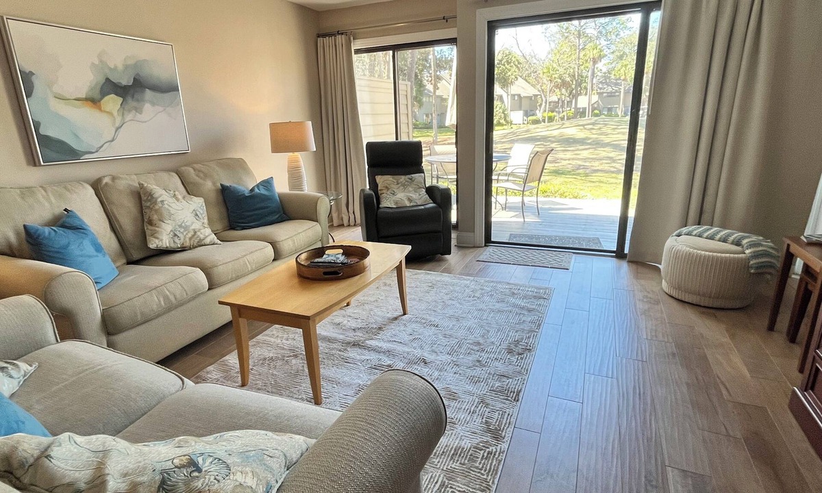 Shipyard Plantation Villa | 5 Min Walk to Beach- Beach Locker & Chairs, Complete Reno, Golf Green View
