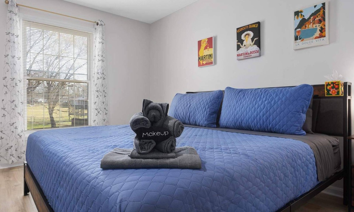 Shawnee House | 5Kings Arcade Sleeps10 PetsOK,Close to Attractions