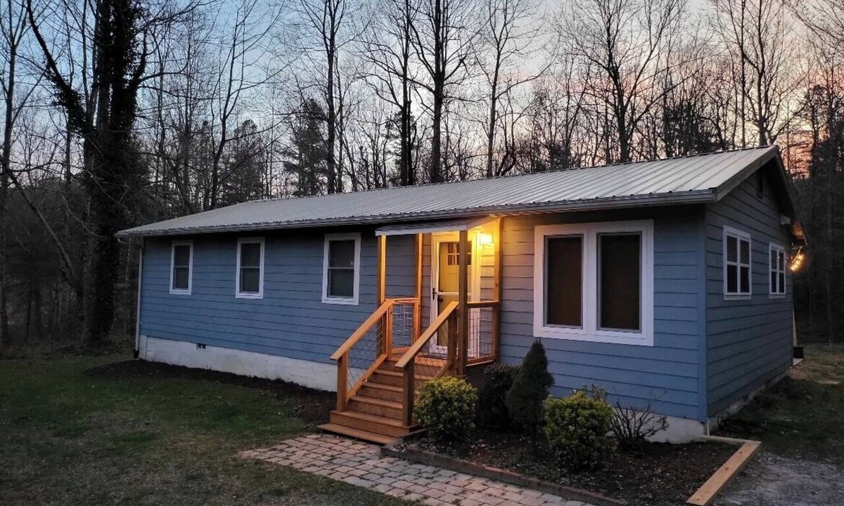 Zirconia House | A 3-bedroom mountain retreat perfect for families, friends, and every adventure!