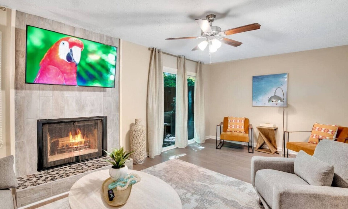 Smyrna Villa | ATH - Sleeps 4 - 2 Beds - Pet friendly - CC2