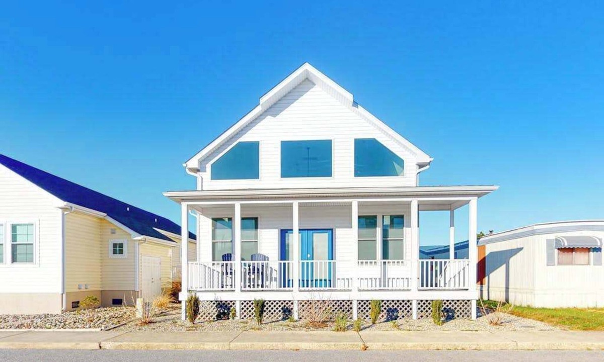 Montego Bay House | Atlantic Blvd 13314