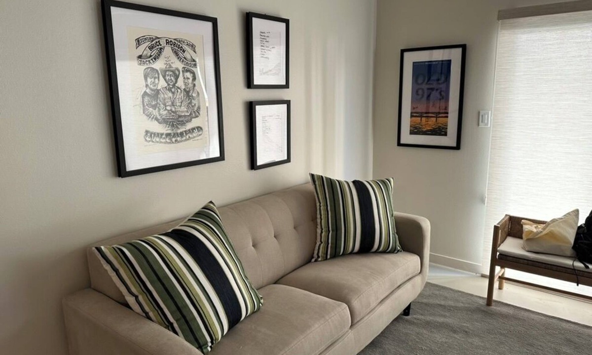 Westfield Condo | Awesome 2-bedroom Austin condo located in Tarrytown. Close to everything Austin.