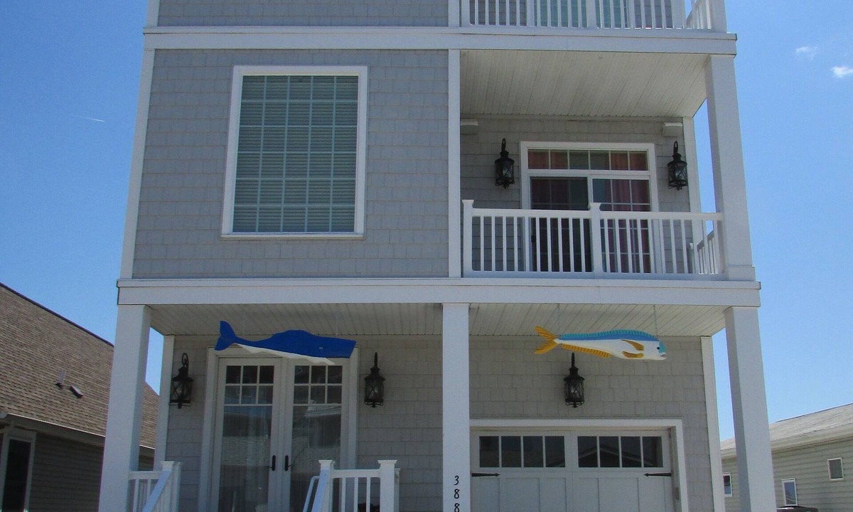 Selbyville House | Bay Front Luxury Home 7 Bed 6.5 Baths 4200sq Sleeps 14