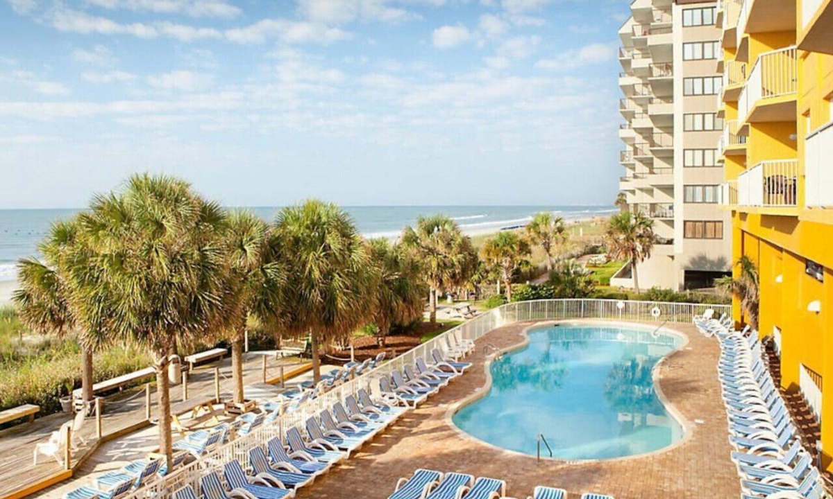 Windy Hill Condo | Beach themed 1BD condo with resort amenities including lazy river