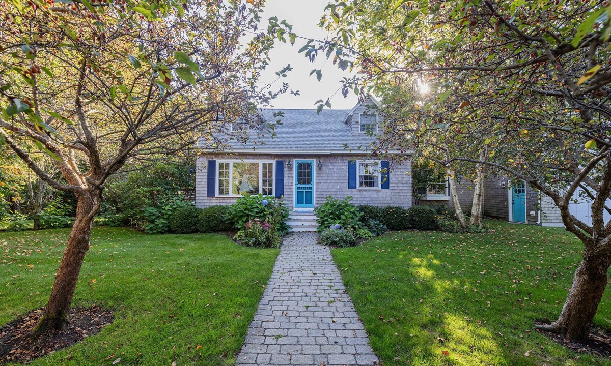 Biddeford Pool House | Beachmore-Steps to Sandy Beach