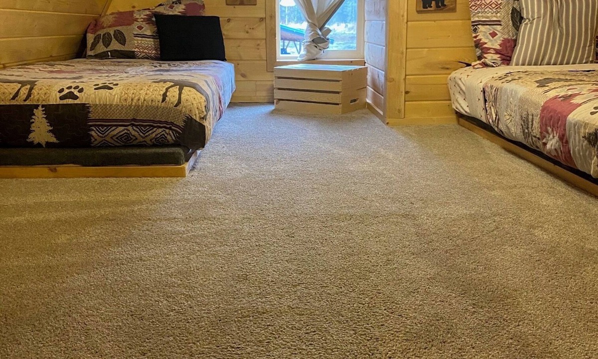 Nikiski Cabin | beautiful rustic cabin 1 bedroom 1 loft 10 min away from prime fishing