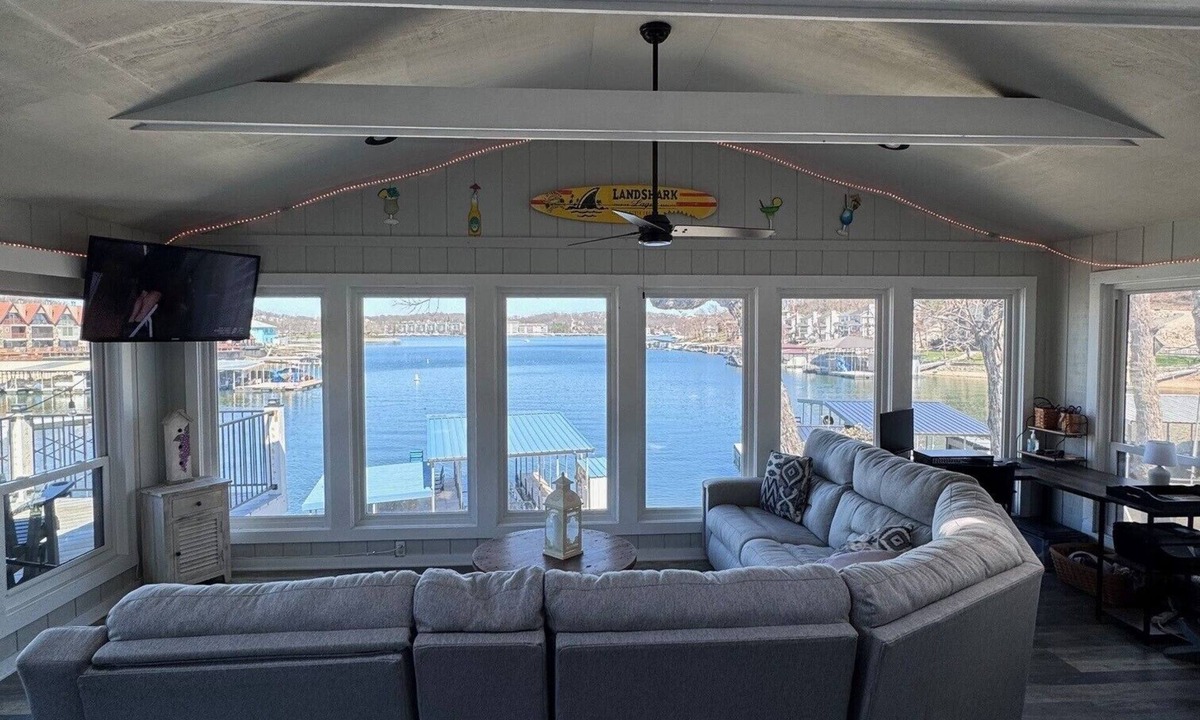 Lake Ozark House | Beautiful Waterfront Lake Home/Private Dock - walk to Bagnell Dam Strip