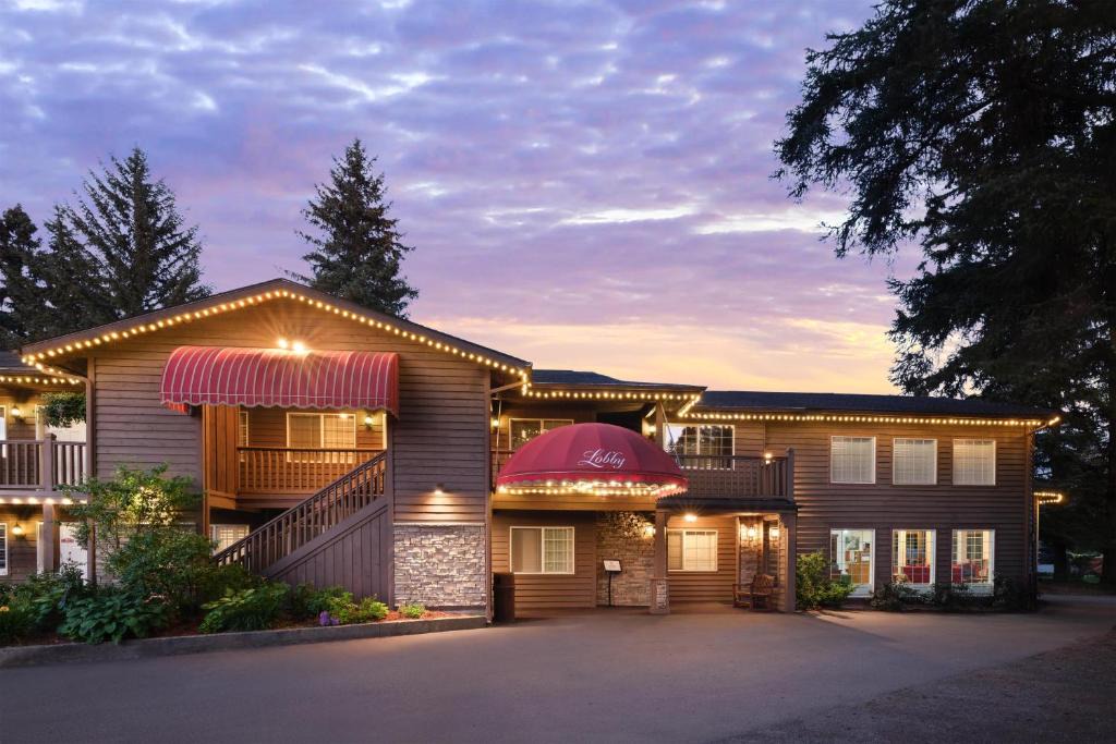 Mendenhall Valley Hotel | Best Western Country Lane Inn