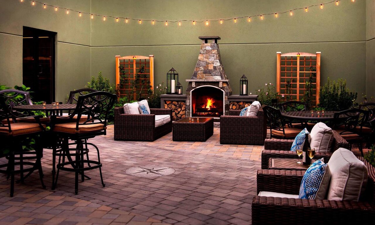 South Peabody Hotel | Boston Marriott Peabody