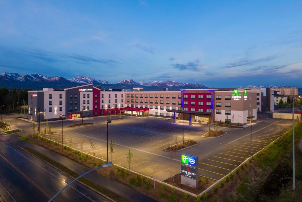 Midtown Anchorage Hotel | Candlewood Suites Anchorage - Midtown by IHG