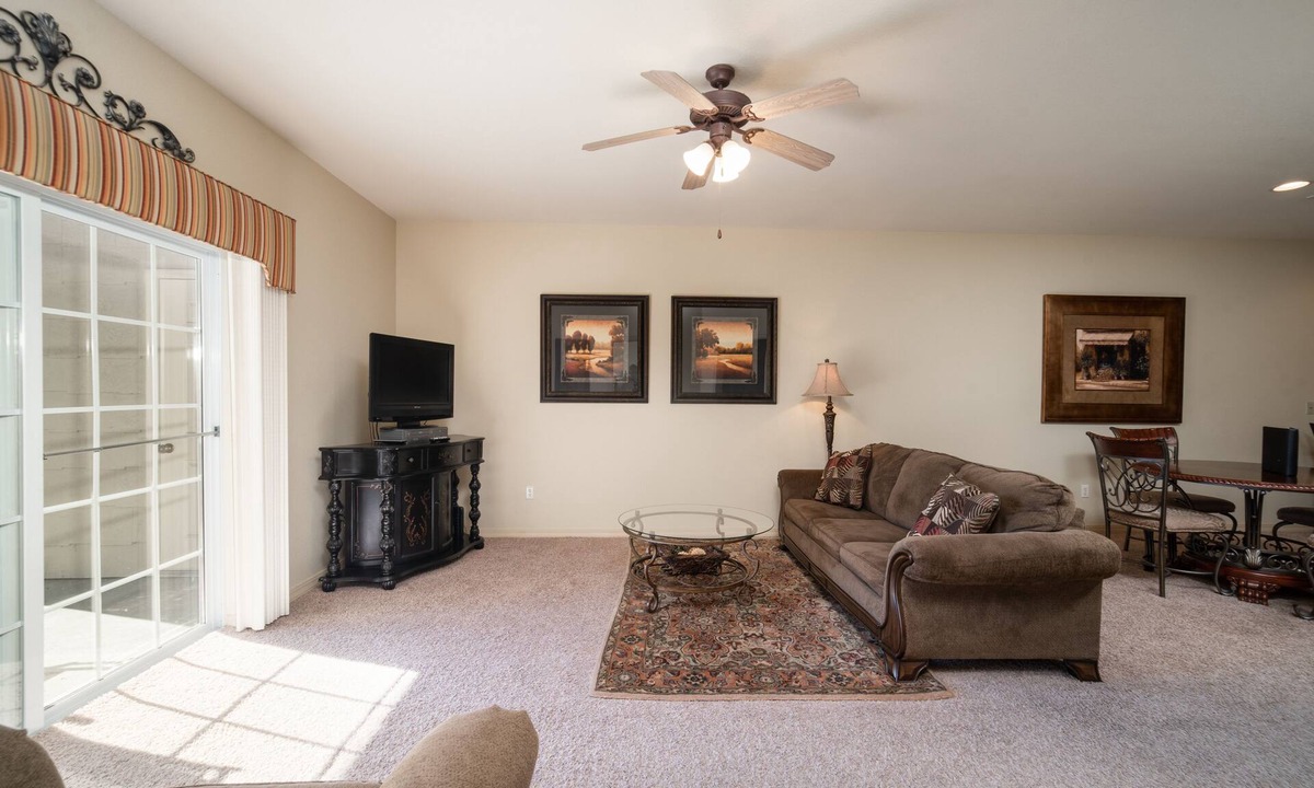 Branson Condo | Central Branson Stay 1BR/1BA Condo Walk-In Access