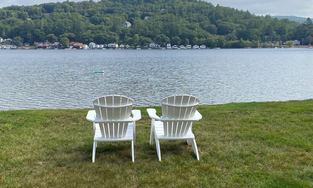 Bristol Cottage | Charming Beachfront Cottage on Newfound Lake