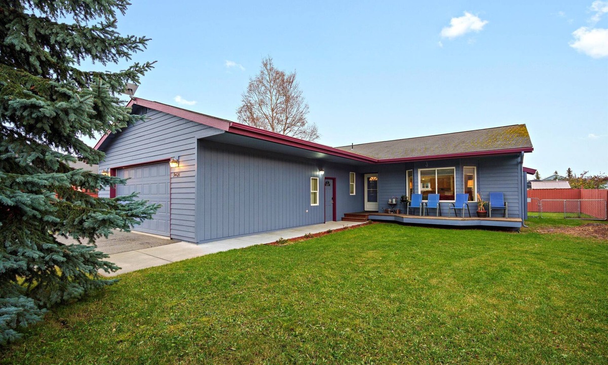 Bayshore - Klatt House | Charming home with modern comforts in South Anchorage: Your Adventure Awaits!"