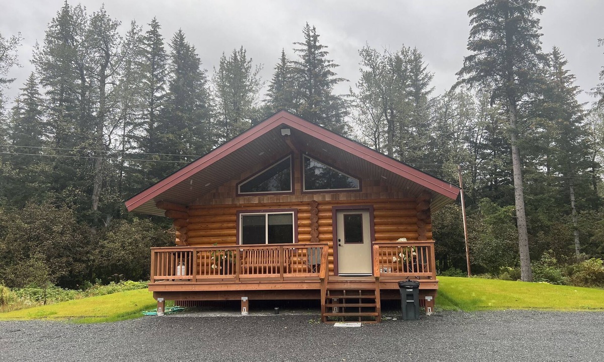 Seward Cabin | Clear creek cabin
