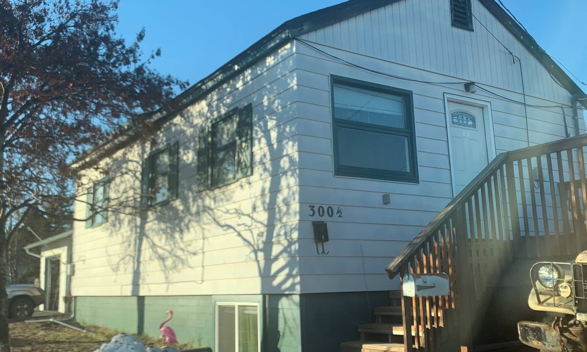 Government Hill House | Comfortable Government Hill Home Near JBER & Anchorage Hospitals