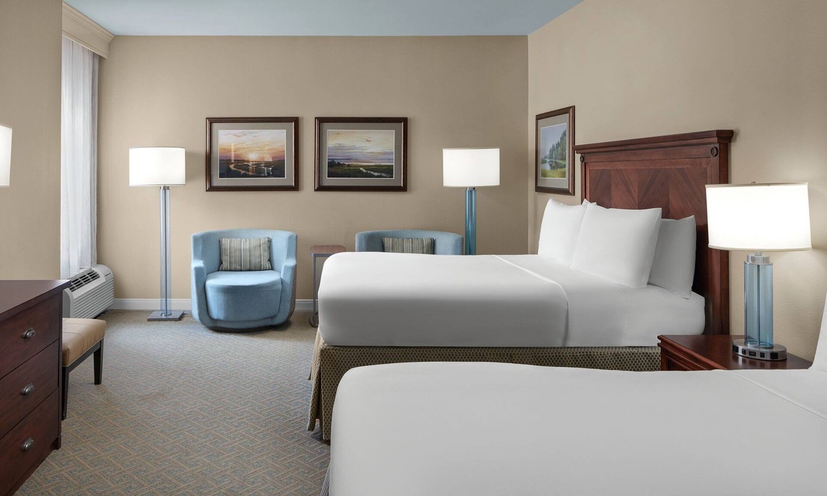 Mount Pleasant Hotel | Courtyard by Marriott Charleston Mount Pleasant