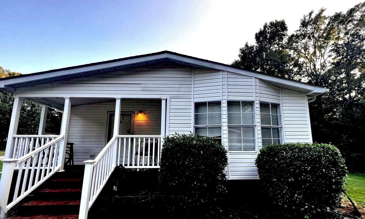 Bowling Green House | Cozy 3 Bed/2 Bath House in Lake Wylie area