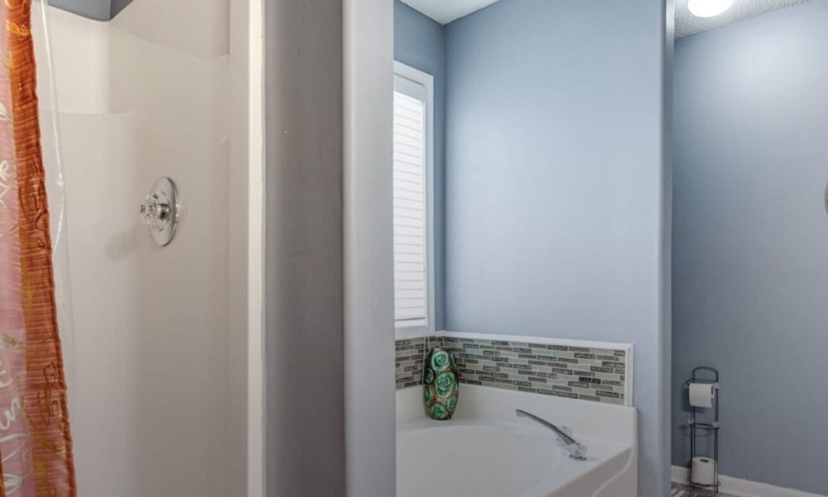 Winder House | Cozy Monroe Villa Getaway-Poolside Fun & Pet-Friendly!