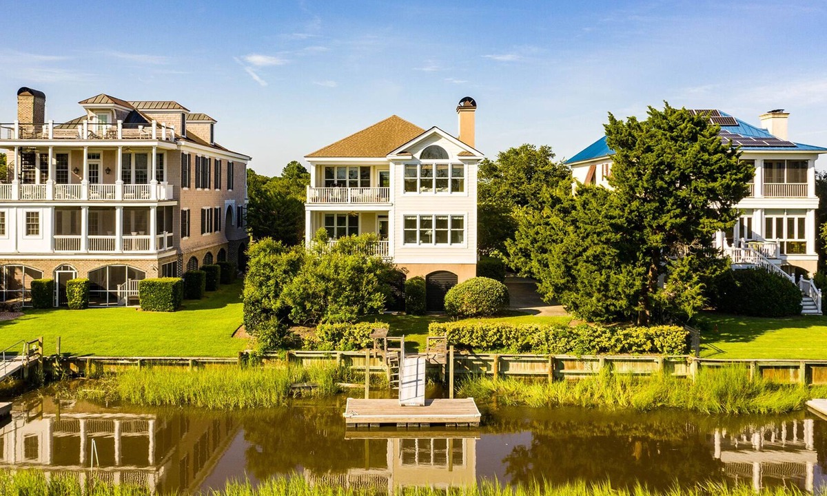 Debordieu Colony House | Delightful, Low Country home with dock on Debordieu Channel