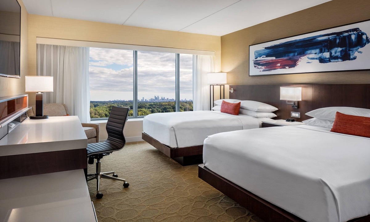 Tinicum Township Hotel | Delta Hotel Philadelphia Airport