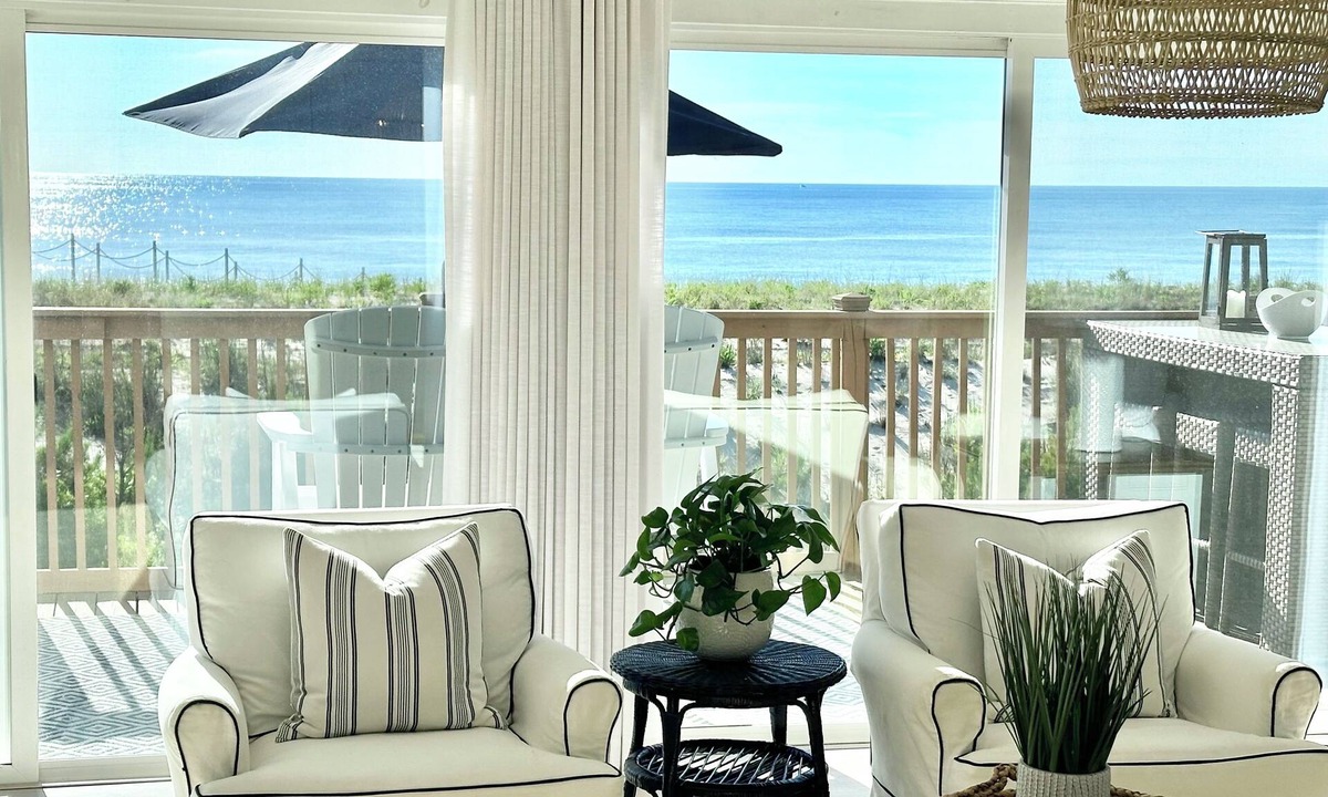 South Bethany House | DIRECT OCEANFRONT Beautifully Renovated; very rarely rented