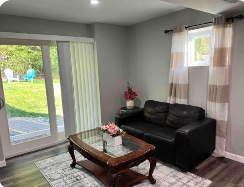 North Billerica Apartment | Entire Beautiful Guest Two Bedroom with own entrance along routes 3, 495 & 95
