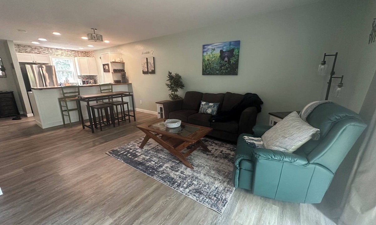 Old Seward - Oceanview House | Family friendly townhouse style unit with a private deck and backyard!