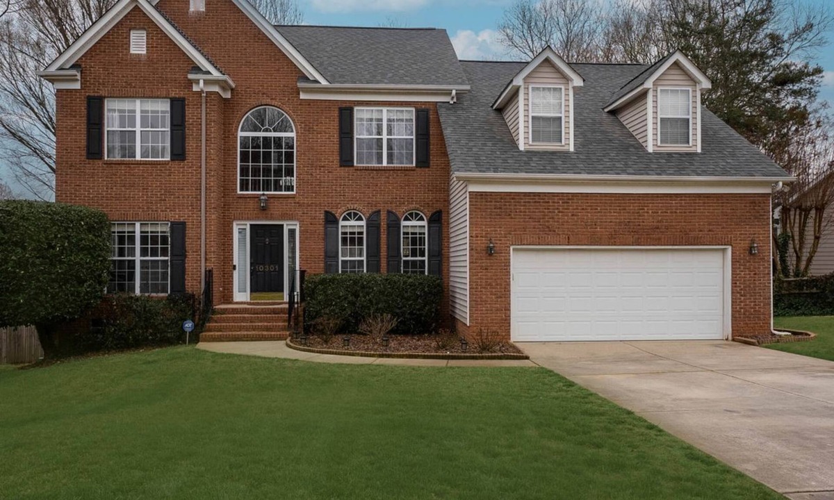 Charlotte Cottage | Fantastic Cottage with Fire Pit and Barbecue in Charlotte, North Carolina