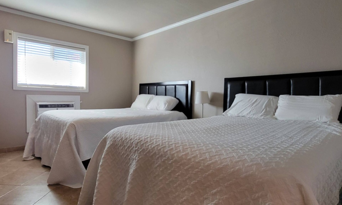 Eunice Hotel | Five Star Inn
