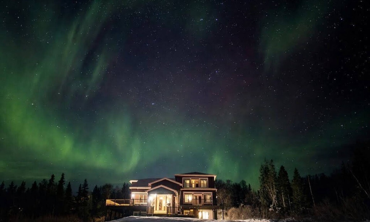 Rabbit Creek House | Golden View House · Spacious Mountain Retreat- Hot Tub, Beautiful View