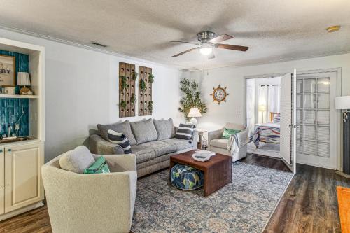 Vaught House | Golf Cart & Pool Access! Condo in Myrtle Beach