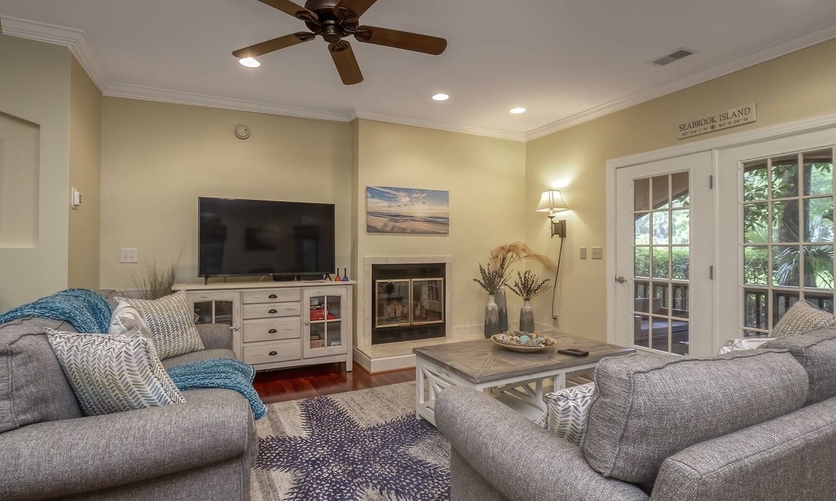 Seabrook Island Villa | Gorgeous 3 BR/2.5 BA Family Friendly Villa! Golf Views! Amenity access for purchase!