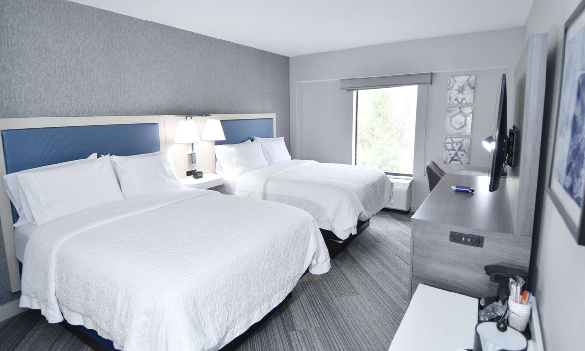 Auburn Hotel | Hampton Inn Auburn