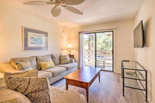 Folly Field House | Hilton Head Condo: Pool, Hot Tub & Tennis Access!