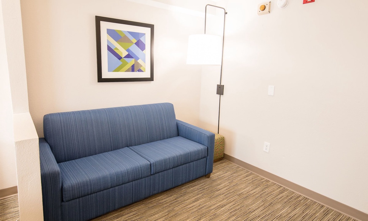 Stone Mountain Hotel | Holiday Inn Express Atlanta-Stone Mountain by IHG