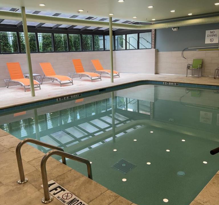 Dahlonega Hotel | Holiday Inn Express & Suites - Dahlonega - University Area by IHG