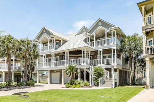 Pirates Beach West House | Leviathan