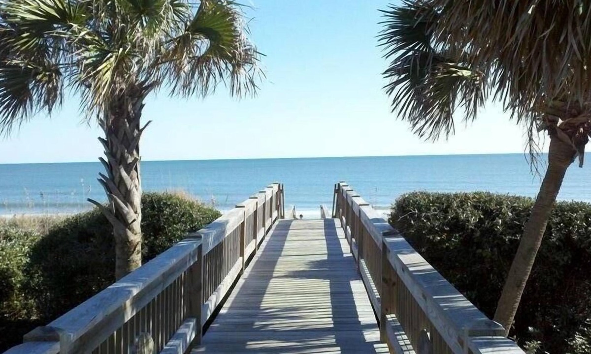 Litchfield by the Sea Condo | Litchfield by The Sea Oceanfront. Enjoy Pawleys Island