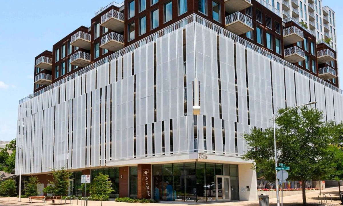West End Condo | Luxury 1-bedroom condo in the heart of the city. SXSW in style!
