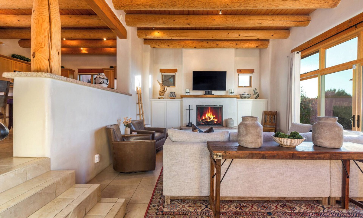 Tesuque Condo | Luxury Adobe Retreat with Jemez Mountain Views
