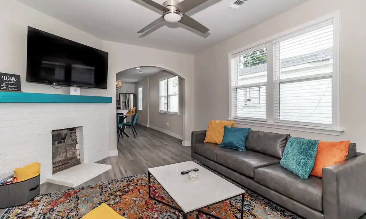 Olde Town Augusta House | Modern 2Bd/2Ba Getaway in Historic Olde Town