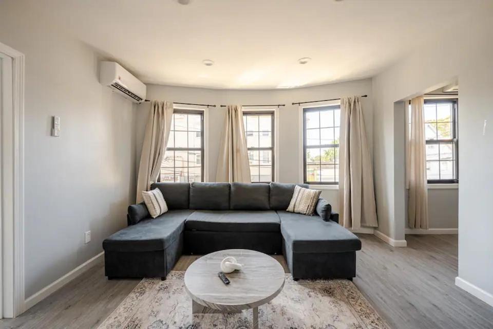 Black Rock Historic District Apartment | Modern 3-Bdrm Apt in Black Rock
