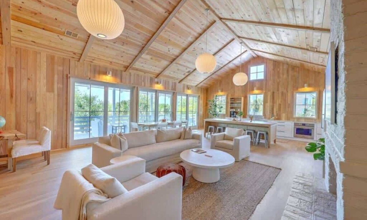 Sullivan's Island House | Modern Beachfront Escape on Sullivan's Island